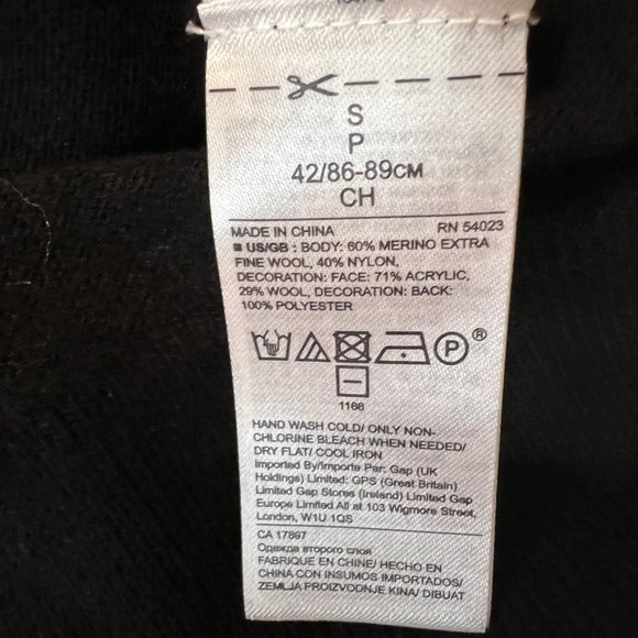 Banana Republic Italian Merino Blend "You Me Oui" Sweater - Picture 5 of 5